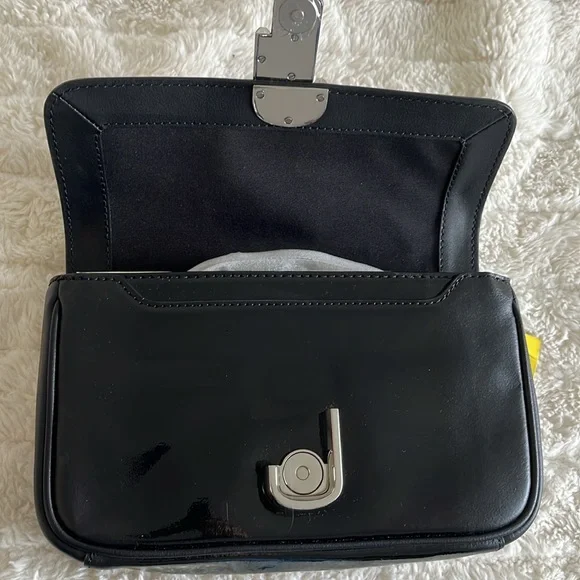 Marc Jacobs The Shadow Patent Shoulder Bag - Picture 2 of 9